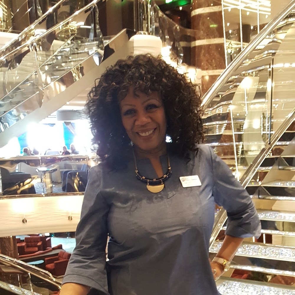 Meet your Posher, Catherine